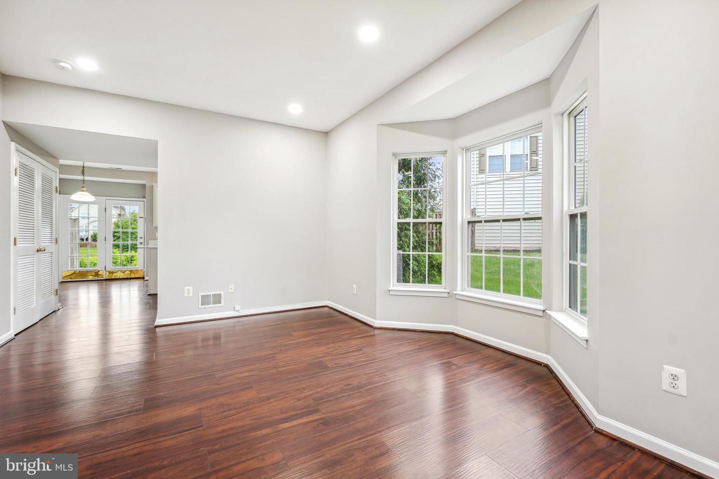 20915 KILLAWOG TER, ASHBURN, Virginia 20147, 3 Bedrooms Bedrooms, ,3 BathroomsBathrooms,Residential,For sale,20915 KILLAWOG TER,VALO2097292 MLS # VALO2097292