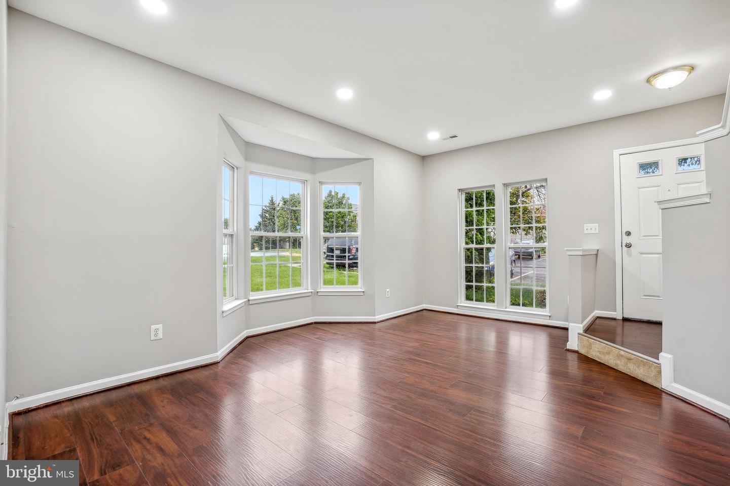 20915 KILLAWOG TER, ASHBURN, Virginia 20147, 3 Bedrooms Bedrooms, ,3 BathroomsBathrooms,Residential,For sale,20915 KILLAWOG TER,VALO2097292 MLS # VALO2097292
