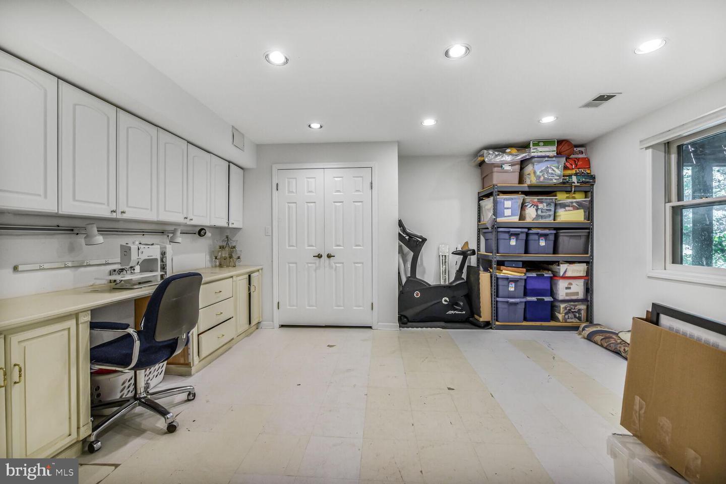 981 OLD HOLLY DR, GREAT FALLS, Virginia 22066, 5 Bedrooms Bedrooms, ,3 BathroomsBathrooms,Residential,For sale,981 OLD HOLLY DR,VAFX2242086 MLS # VAFX2242086