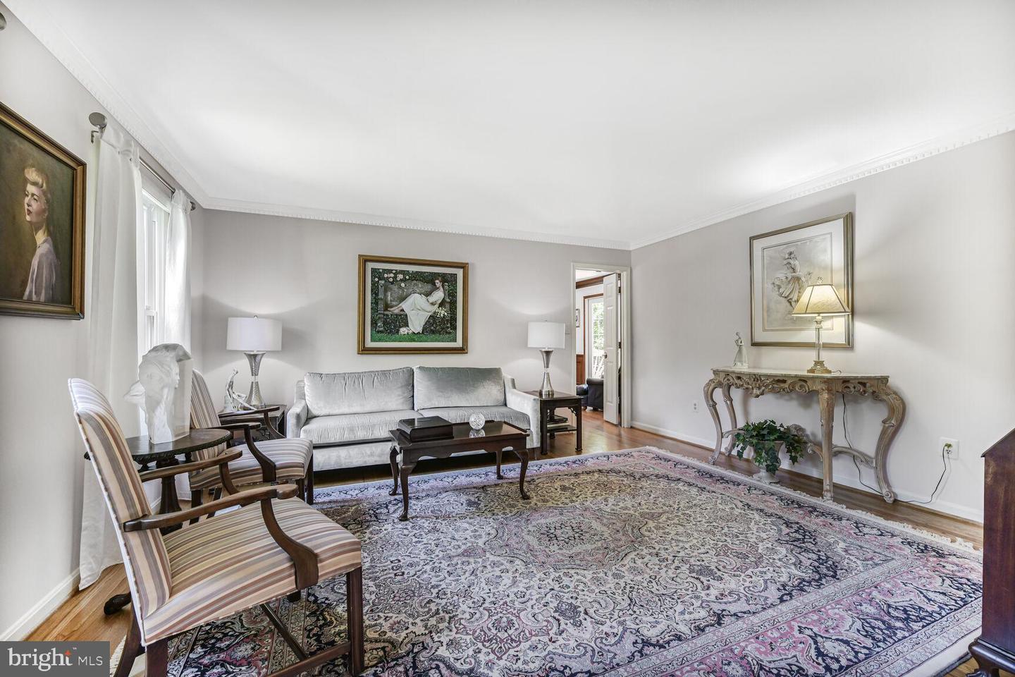 981 OLD HOLLY DR, GREAT FALLS, Virginia 22066, 5 Bedrooms Bedrooms, ,3 BathroomsBathrooms,Residential,For sale,981 OLD HOLLY DR,VAFX2242086 MLS # VAFX2242086