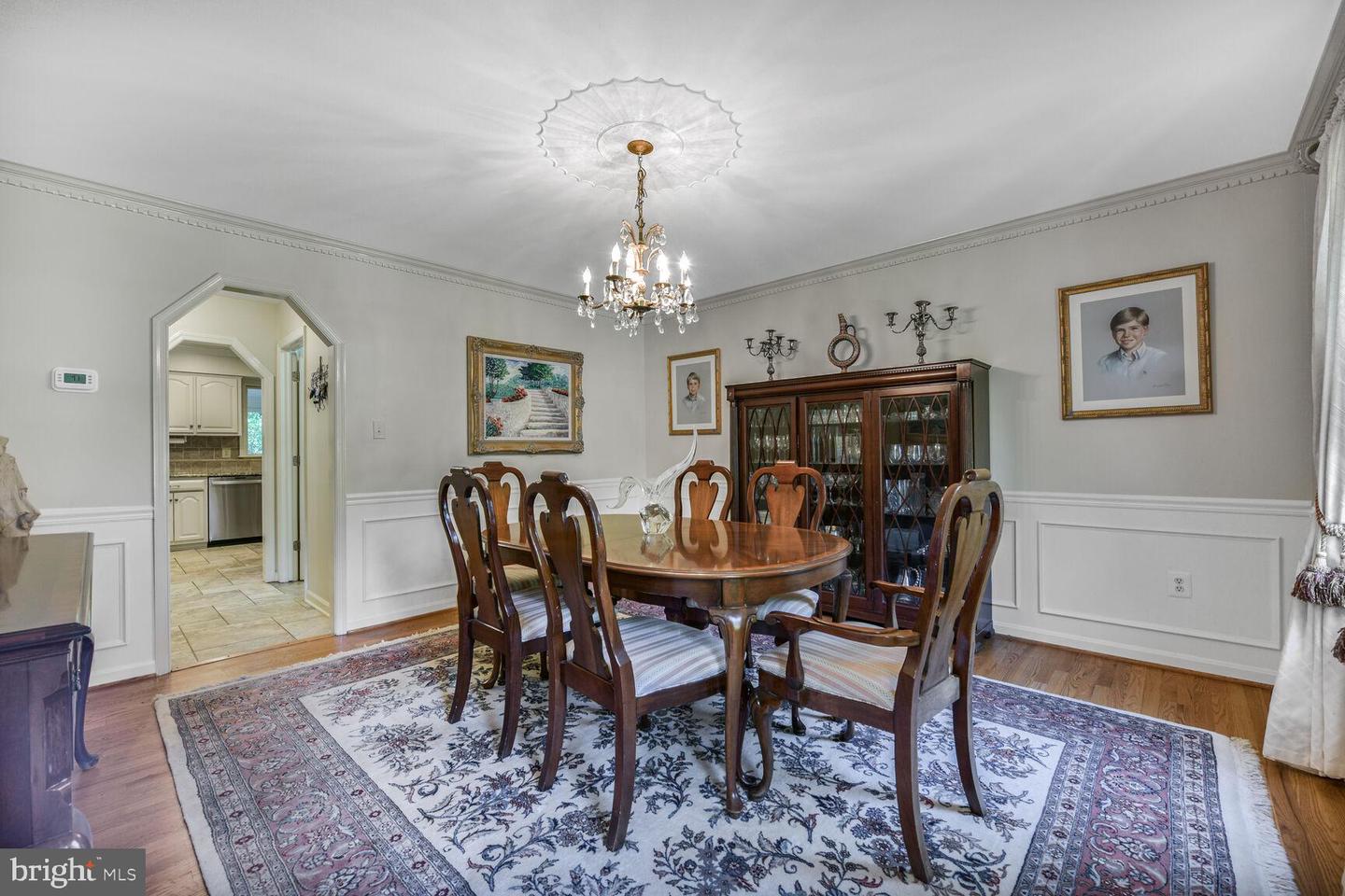 981 OLD HOLLY DR, GREAT FALLS, Virginia 22066, 5 Bedrooms Bedrooms, ,3 BathroomsBathrooms,Residential,For sale,981 OLD HOLLY DR,VAFX2242086 MLS # VAFX2242086