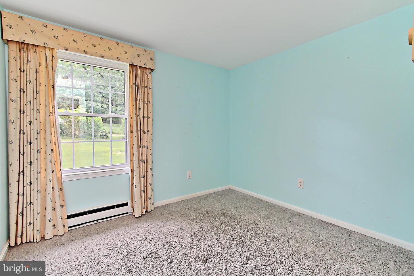 12089 MCDONALDS LN, HUME, Virginia 22639, 4 Bedrooms Bedrooms, ,1 BathroomBathrooms,Residential,For sale,12089 MCDONALDS LN,VAFQ2016718 MLS # VAFQ2016718