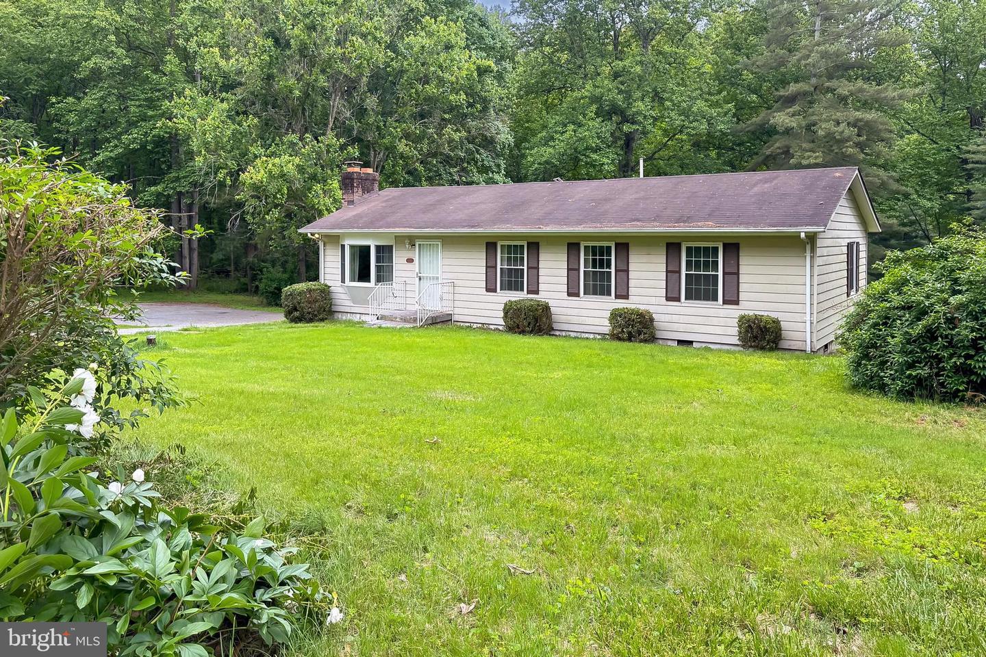 12089 MCDONALDS LN, HUME, Virginia 22639, 4 Bedrooms Bedrooms, ,1 BathroomBathrooms,Residential,For sale,12089 MCDONALDS LN,VAFQ2016718 MLS # VAFQ2016718