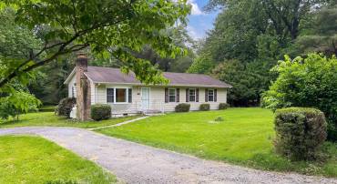 12089 MCDONALDS LN, HUME, Virginia 22639, 4 Bedrooms Bedrooms, ,1 BathroomBathrooms,Residential,For sale,12089 MCDONALDS LN,VAFQ2016718 MLS # VAFQ2016718