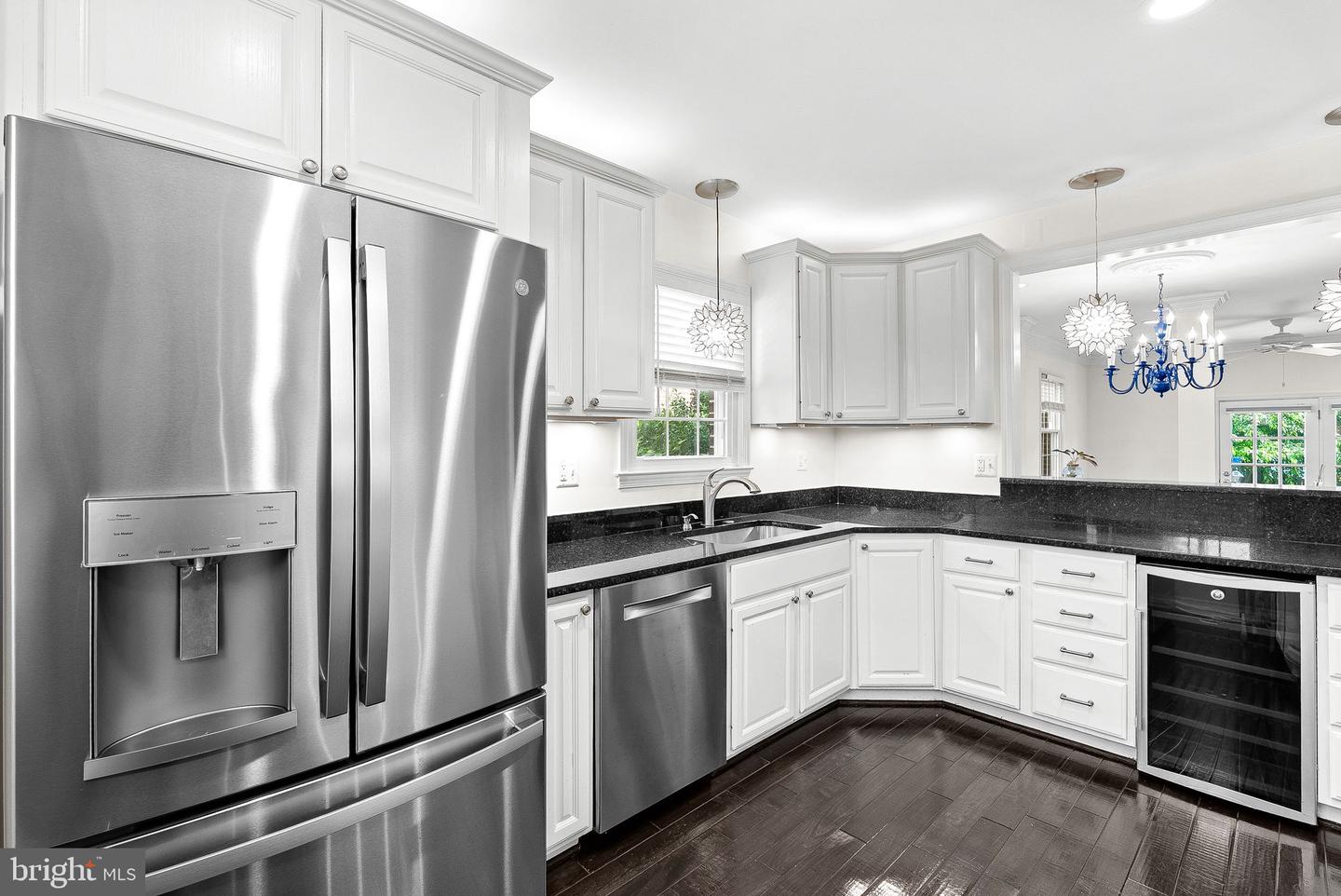 19-A W UHLER AVE, ALEXANDRIA, Virginia 22301, 3 Bedrooms Bedrooms, ,2 BathroomsBathrooms,Residential,For sale,19-A W UHLER AVE,VAAX2045544 MLS # VAAX2045544