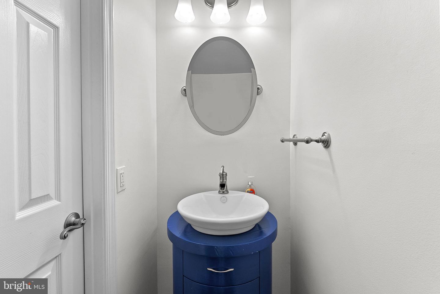 19-A W UHLER AVE, ALEXANDRIA, Virginia 22301, 3 Bedrooms Bedrooms, ,2 BathroomsBathrooms,Residential,For sale,19-A W UHLER AVE,VAAX2045544 MLS # VAAX2045544
