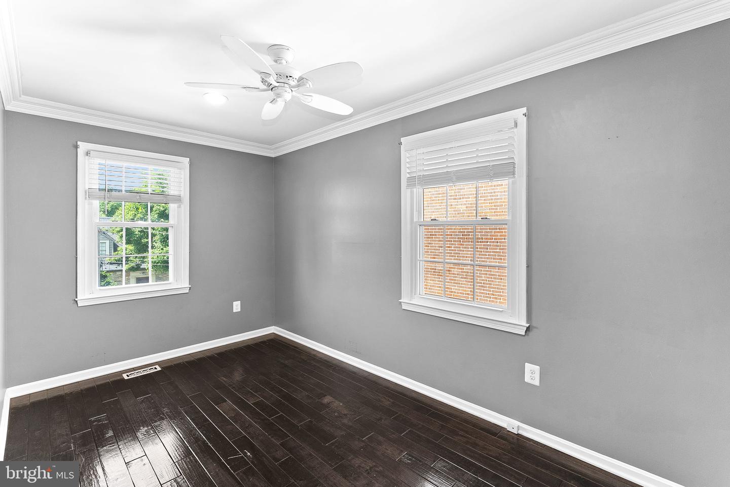 19-A W UHLER AVE, ALEXANDRIA, Virginia 22301, 3 Bedrooms Bedrooms, ,2 BathroomsBathrooms,Residential,For sale,19-A W UHLER AVE,VAAX2045544 MLS # VAAX2045544