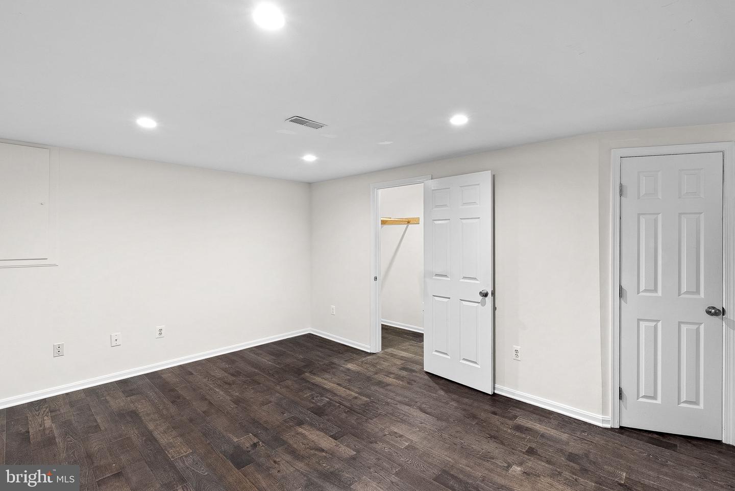 19-A W UHLER AVE, ALEXANDRIA, Virginia 22301, 3 Bedrooms Bedrooms, ,2 BathroomsBathrooms,Residential,For sale,19-A W UHLER AVE,VAAX2045544 MLS # VAAX2045544