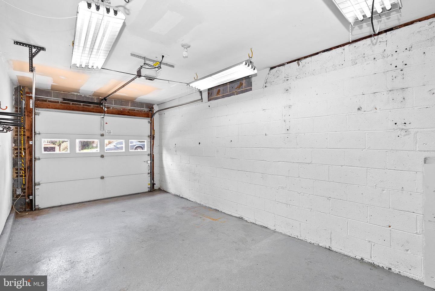 19-A W UHLER AVE, ALEXANDRIA, Virginia 22301, 3 Bedrooms Bedrooms, ,2 BathroomsBathrooms,Residential,For sale,19-A W UHLER AVE,VAAX2045544 MLS # VAAX2045544