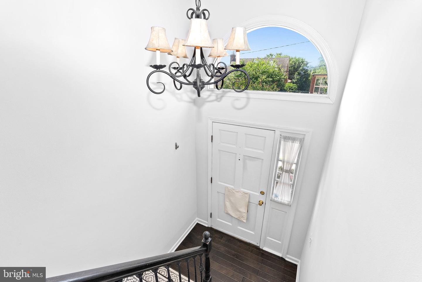 19-A W UHLER AVE, ALEXANDRIA, Virginia 22301, 3 Bedrooms Bedrooms, ,2 BathroomsBathrooms,Residential,For sale,19-A W UHLER AVE,VAAX2045544 MLS # VAAX2045544