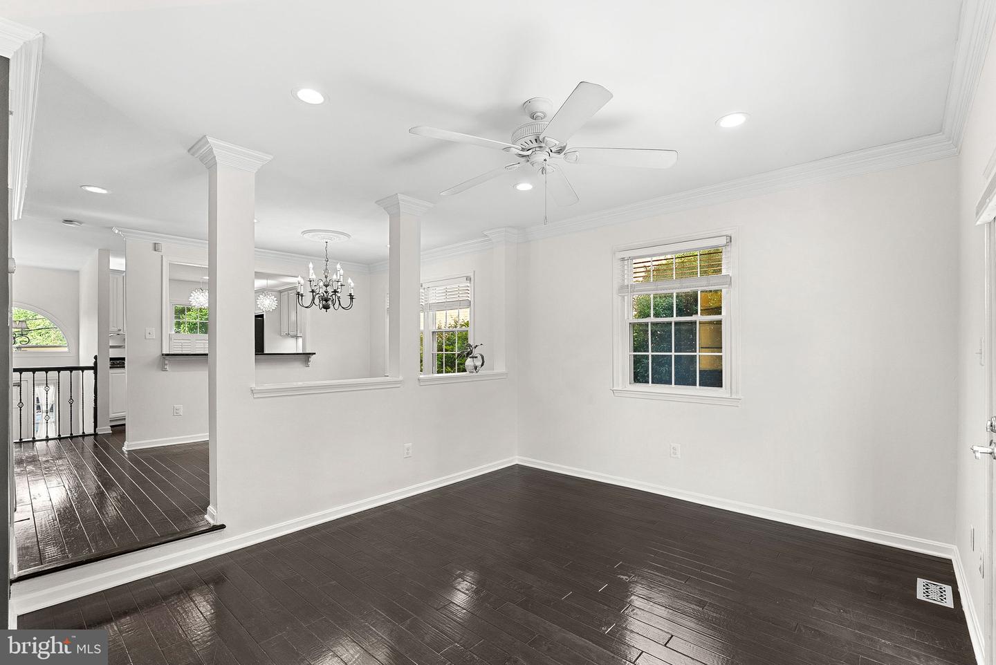19-A W UHLER AVE, ALEXANDRIA, Virginia 22301, 3 Bedrooms Bedrooms, ,2 BathroomsBathrooms,Residential,For sale,19-A W UHLER AVE,VAAX2045544 MLS # VAAX2045544