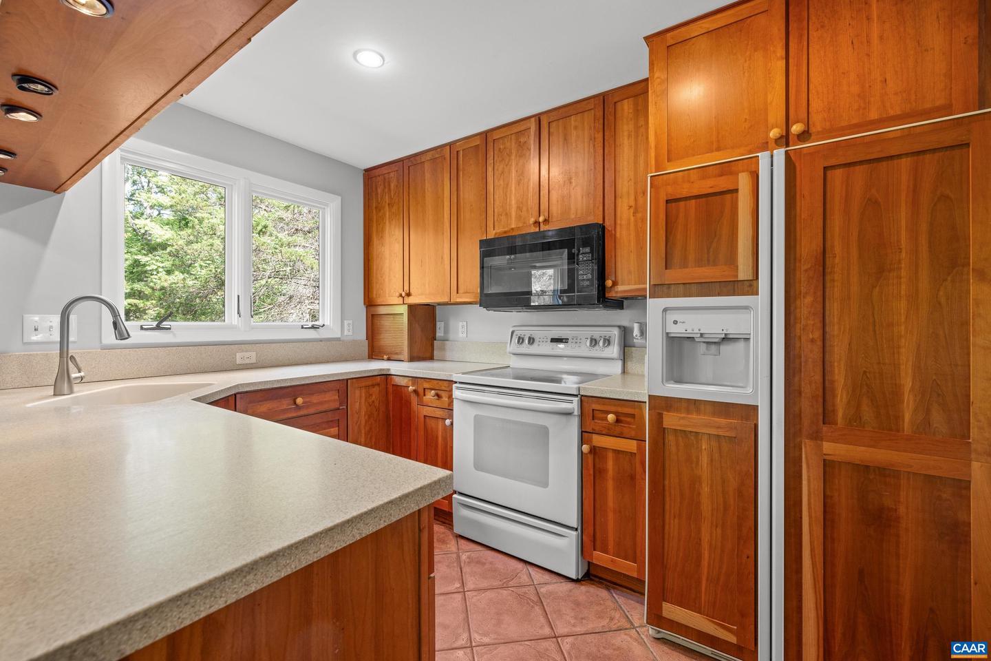 3720 GLENAIRE DR, CHARLOTTESVILLE, Virginia 22901, 5 Bedrooms Bedrooms, ,4 BathroomsBathrooms,Residential,For sale,3720 GLENAIRE DR,664771 MLS # 664771