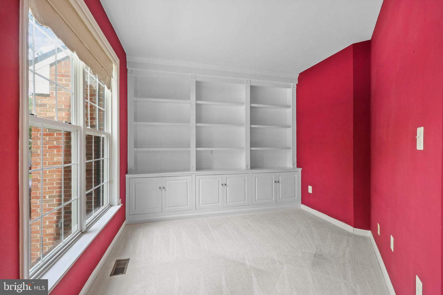 21514 TITHABLES CIR, BROADLANDS, Virginia 20148, 4 Bedrooms Bedrooms, ,3 BathroomsBathrooms,Residential,For sale,21514 TITHABLES CIR,VALO2097378 MLS # VALO2097378