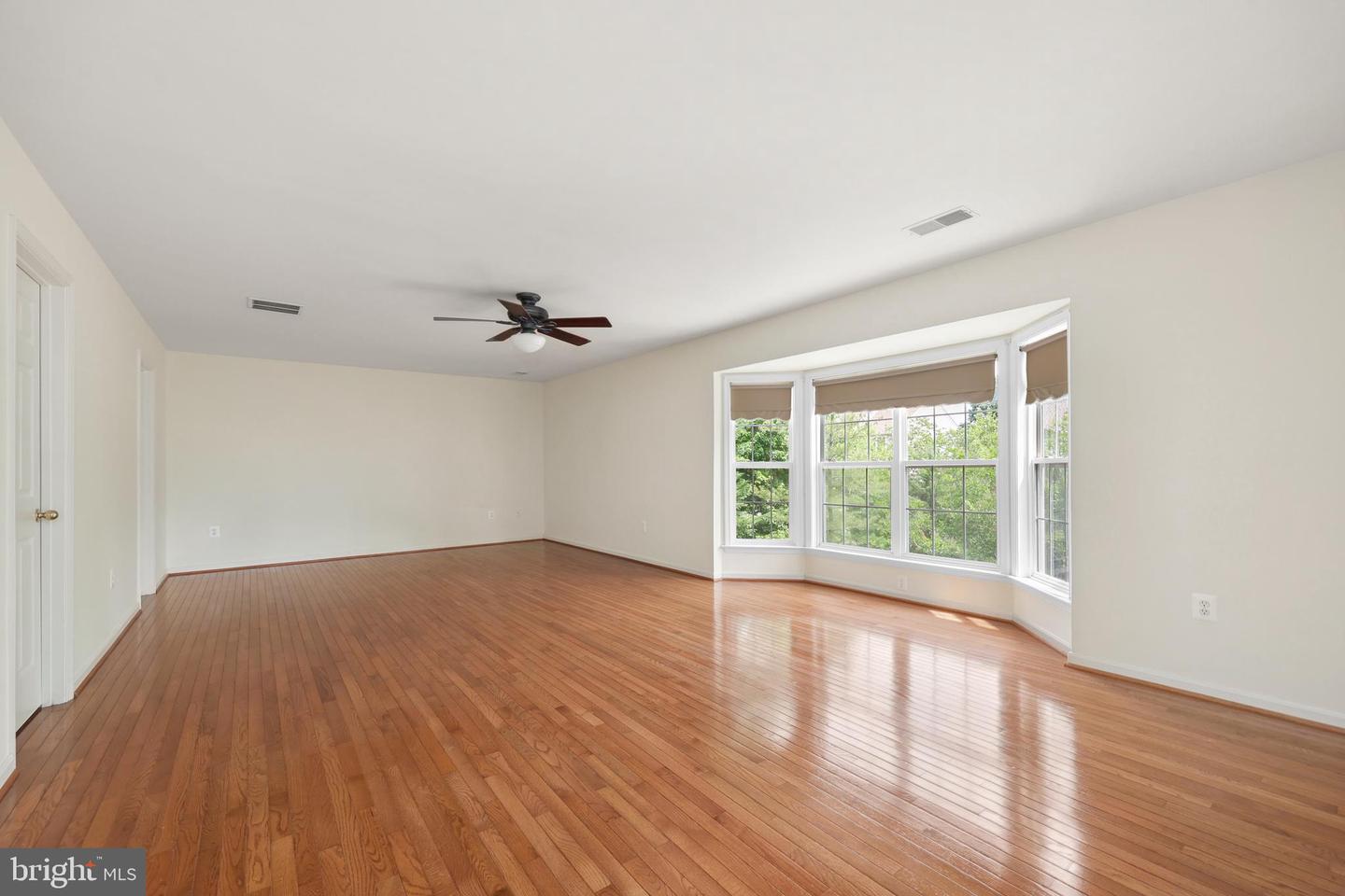 21514 TITHABLES CIR, BROADLANDS, Virginia 20148, 4 Bedrooms Bedrooms, ,3 BathroomsBathrooms,Residential,For sale,21514 TITHABLES CIR,VALO2097378 MLS # VALO2097378