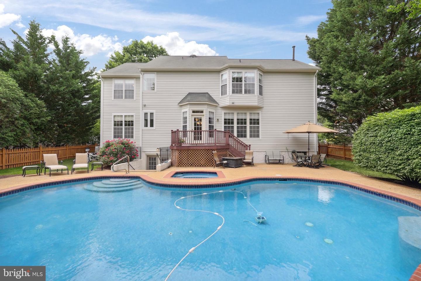 21514 TITHABLES CIR, BROADLANDS, Virginia 20148, 4 Bedrooms Bedrooms, ,3 BathroomsBathrooms,Residential,For sale,21514 TITHABLES CIR,VALO2097378 MLS # VALO2097378