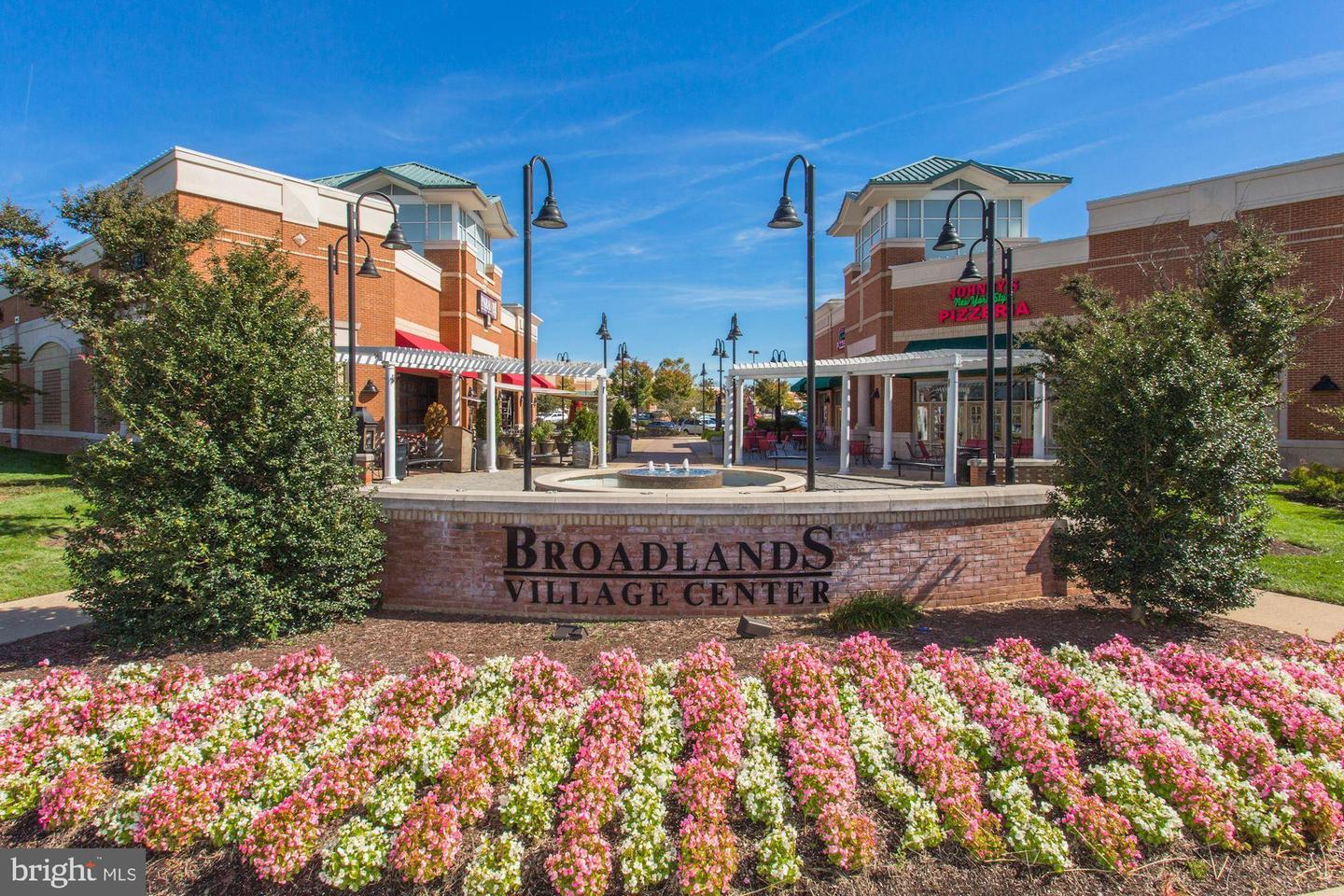21514 TITHABLES CIR, BROADLANDS, Virginia 20148, 4 Bedrooms Bedrooms, ,3 BathroomsBathrooms,Residential,For sale,21514 TITHABLES CIR,VALO2097378 MLS # VALO2097378