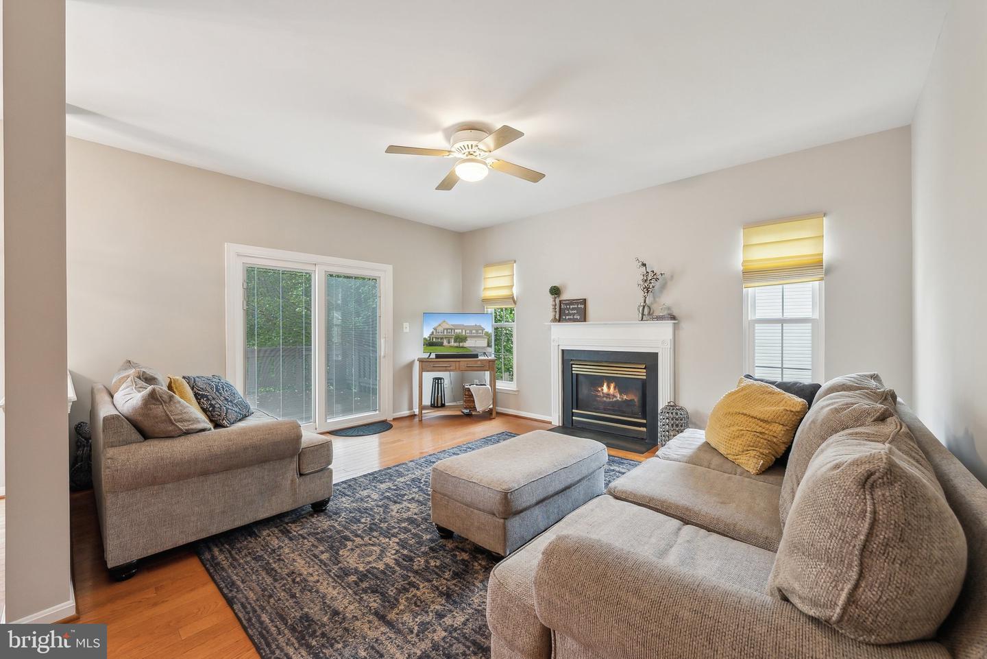 14919 GREENHILL CROSSING DR, HAYMARKET, Virginia 20169, 5 Bedrooms Bedrooms, ,2 BathroomsBathrooms,Residential,For sale,14919 GREENHILL CROSSING DR,VAPW2095208 MLS # VAPW2095208