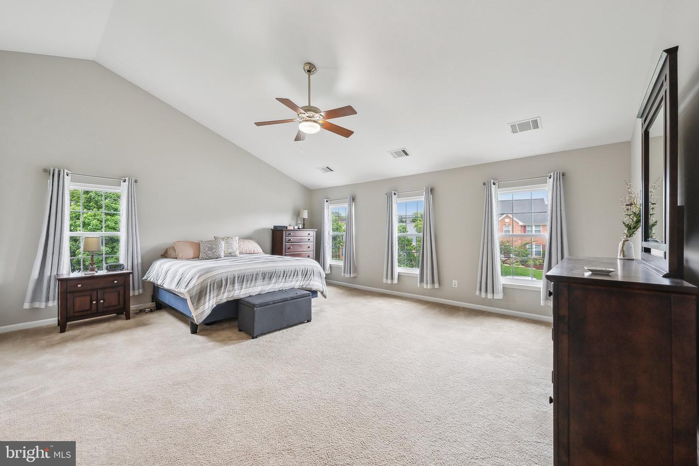14919 GREENHILL CROSSING DR, HAYMARKET, Virginia 20169, 5 Bedrooms Bedrooms, ,2 BathroomsBathrooms,Residential,For sale,14919 GREENHILL CROSSING DR,VAPW2095208 MLS # VAPW2095208