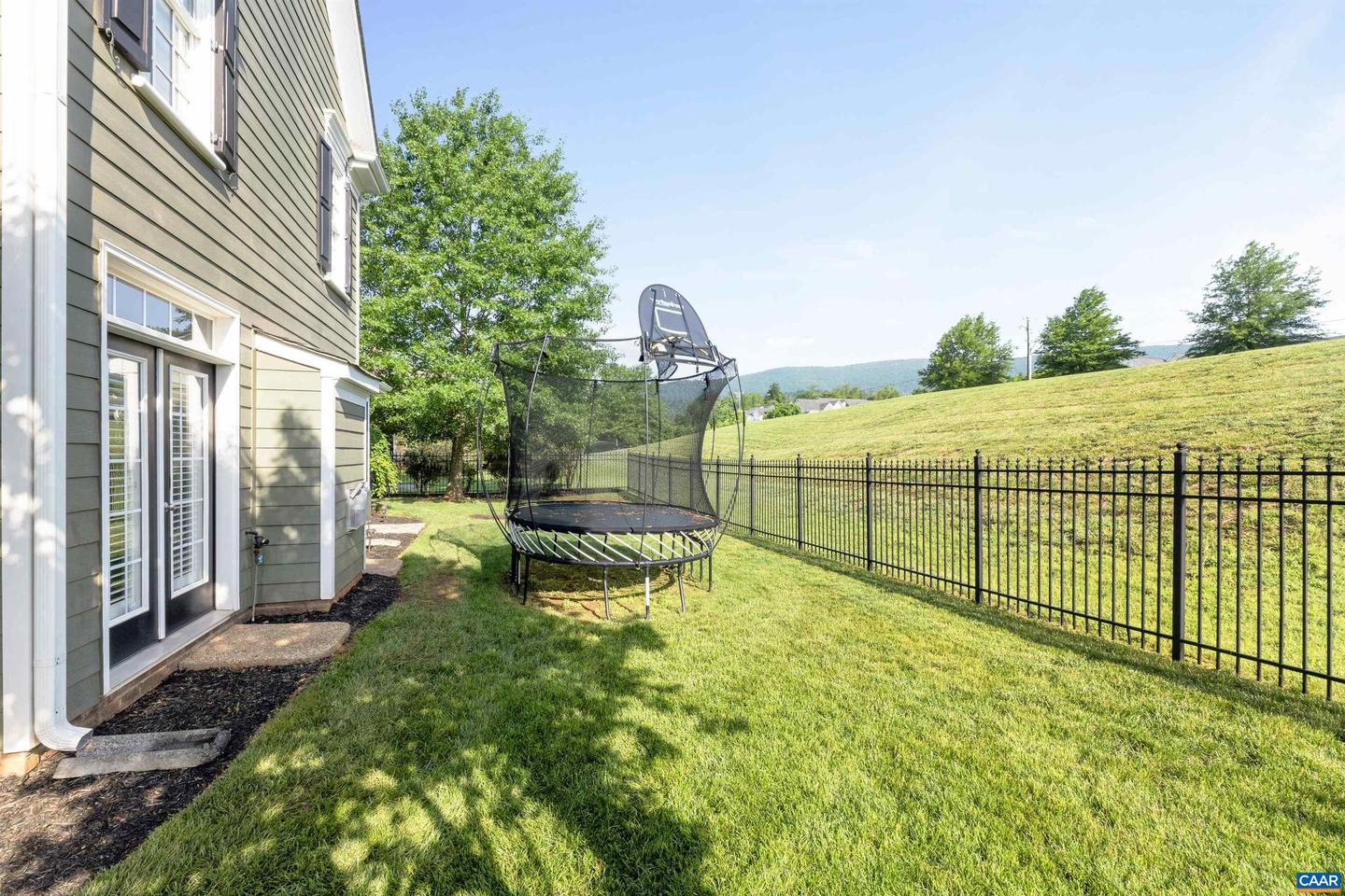6082 ROTHWELL LN, CROZET, Virginia 22932, 4 Bedrooms Bedrooms, ,2 BathroomsBathrooms,Residential,For sale,6082 ROTHWELL LN,664785 MLS # 664785