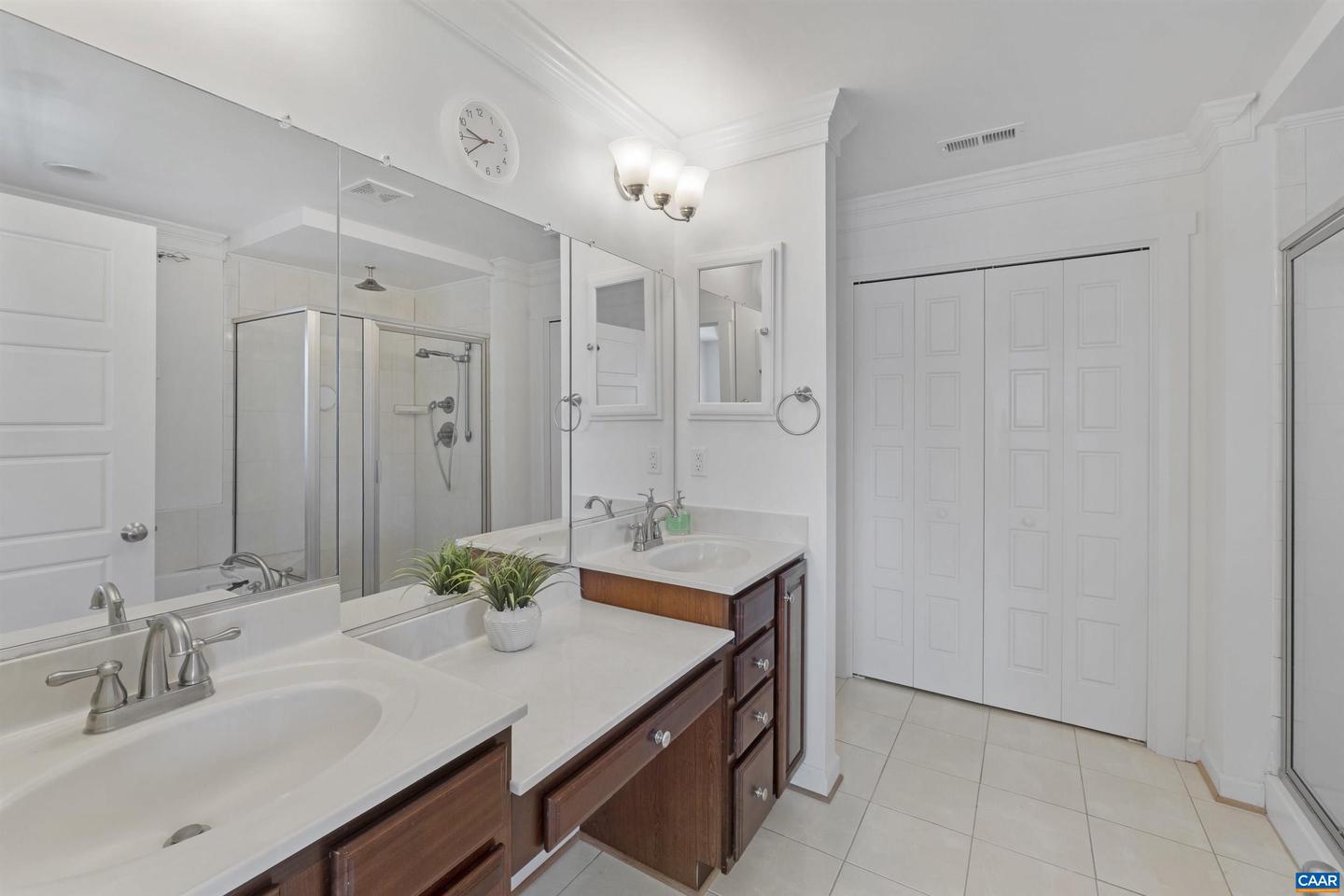 6082 ROTHWELL LN, CROZET, Virginia 22932, 4 Bedrooms Bedrooms, ,2 BathroomsBathrooms,Residential,For sale,6082 ROTHWELL LN,664785 MLS # 664785