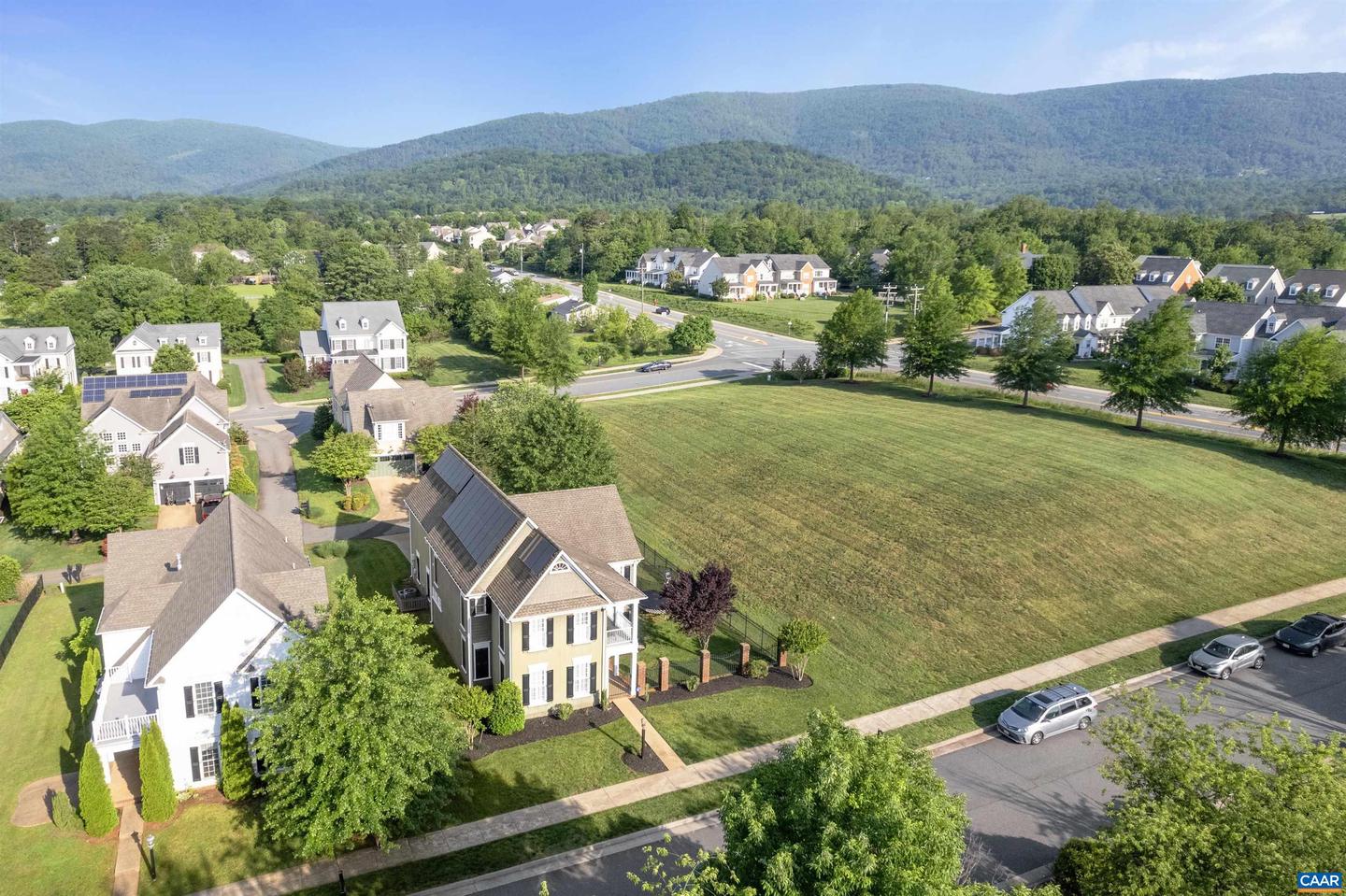 6082 ROTHWELL LN, CROZET, Virginia 22932, 4 Bedrooms Bedrooms, ,2 BathroomsBathrooms,Residential,For sale,6082 ROTHWELL LN,664785 MLS # 664785