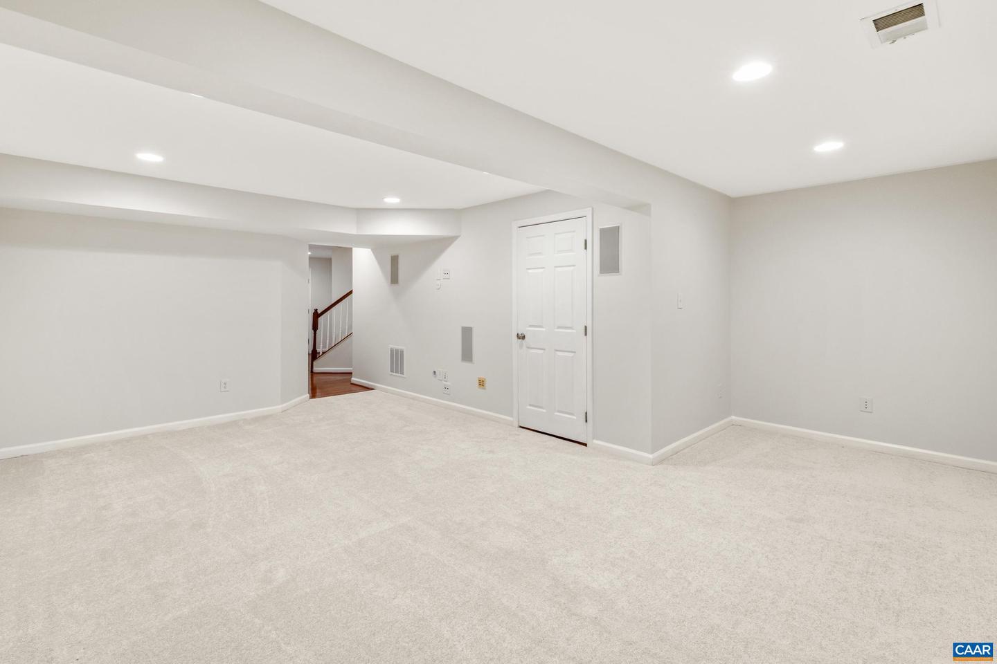 1933 ASHEVILLE DR, CHARLOTTESVILLE, Virginia 22911, 3 Bedrooms Bedrooms, ,2 BathroomsBathrooms,Residential,For sale,1933 ASHEVILLE DR,664788 MLS # 664788