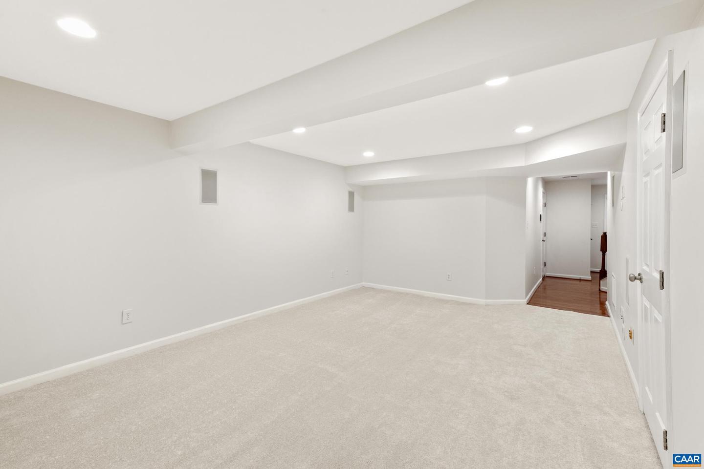1933 ASHEVILLE DR, CHARLOTTESVILLE, Virginia 22911, 3 Bedrooms Bedrooms, ,2 BathroomsBathrooms,Residential,For sale,1933 ASHEVILLE DR,664788 MLS # 664788