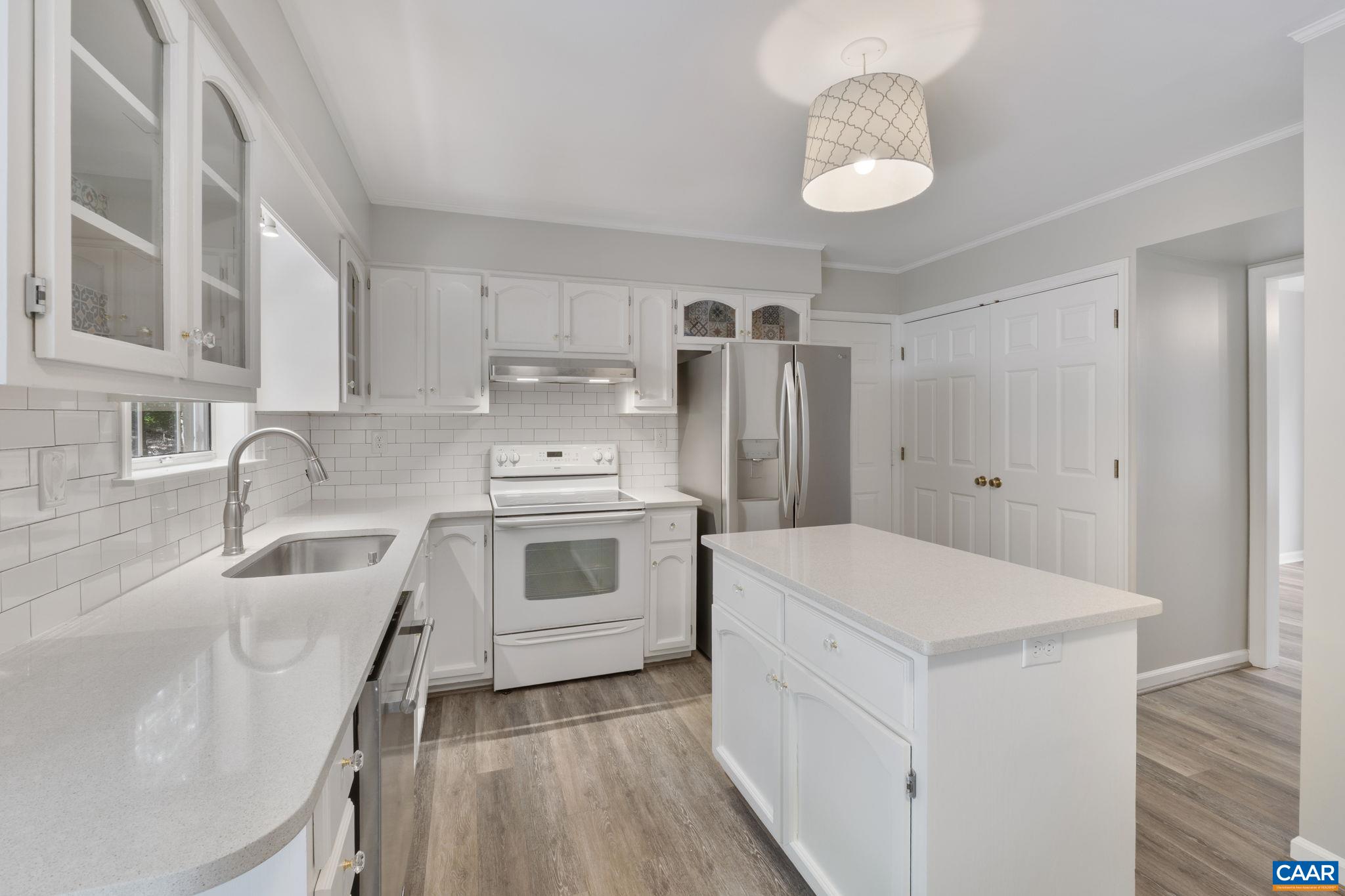 2018 HEATHER GLEN RD, CHARLOTTESVILLE, Virginia 22911, 4 Bedrooms Bedrooms, ,2 BathroomsBathrooms,Residential,2018 HEATHER GLEN,2018 HEATHER GLEN RD,664843 MLS # 664843