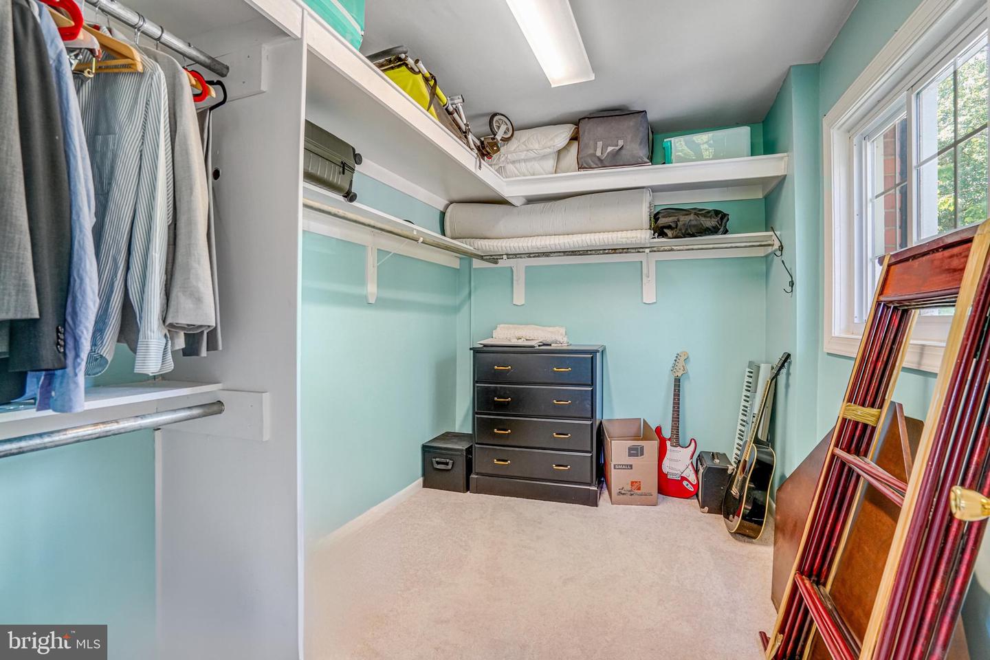 1653 MOUNT EAGLE PL, ALEXANDRIA, Virginia 22302, 3 Bedrooms Bedrooms, ,2 BathroomsBathrooms,Residential,For sale,1653 MOUNT EAGLE PL,VAAX2045574 MLS # VAAX2045574