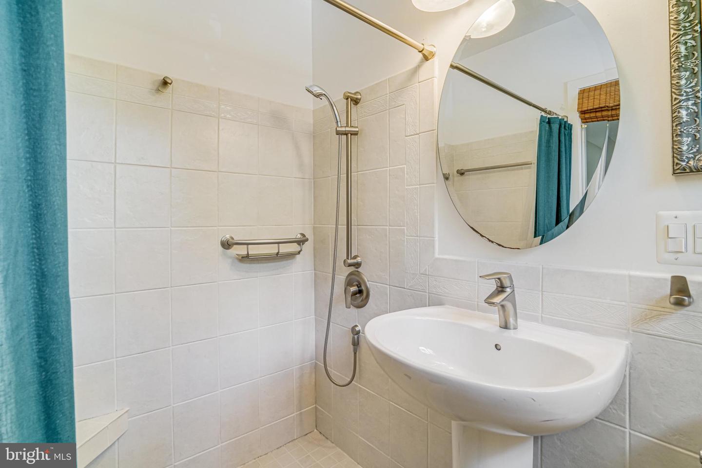 1653 MOUNT EAGLE PL, ALEXANDRIA, Virginia 22302, 3 Bedrooms Bedrooms, ,2 BathroomsBathrooms,Residential,For sale,1653 MOUNT EAGLE PL,VAAX2045574 MLS # VAAX2045574