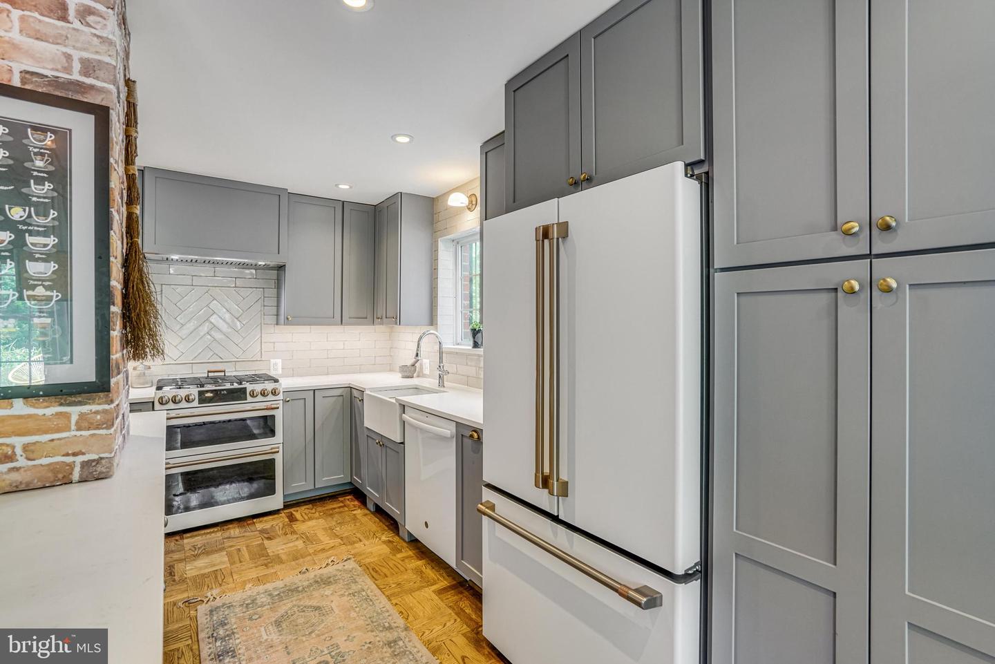 1653 MOUNT EAGLE PL, ALEXANDRIA, Virginia 22302, 3 Bedrooms Bedrooms, ,2 BathroomsBathrooms,Residential,For sale,1653 MOUNT EAGLE PL,VAAX2045574 MLS # VAAX2045574
