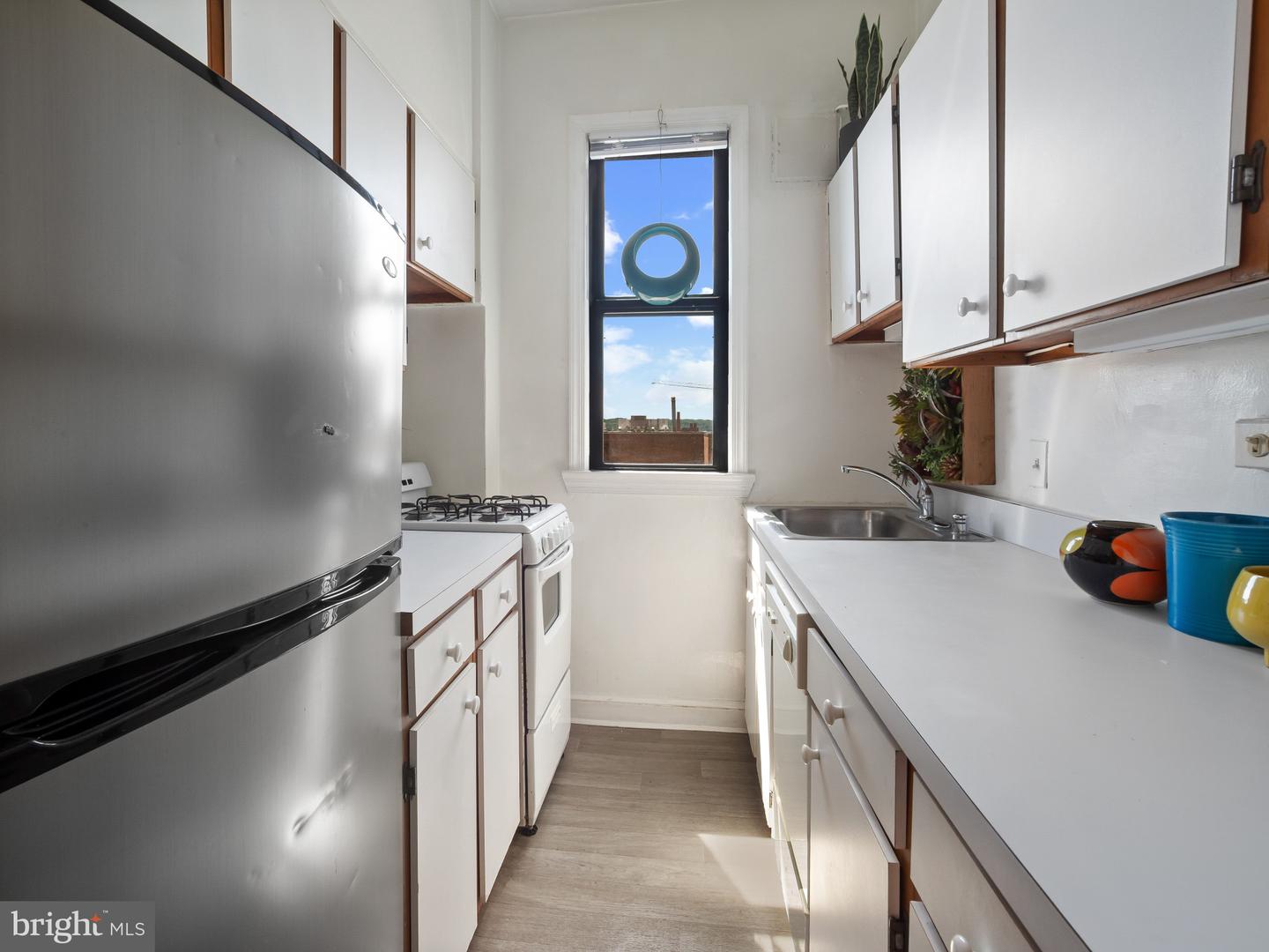 2515 K ST NW #807, WASHINGTON, District Of Columbia 20037, 1 Bedroom Bedrooms, ,1 BathroomBathrooms,Residential,For sale,2515 K ST NW #807,DCDC2201806 MLS # DCDC2201806