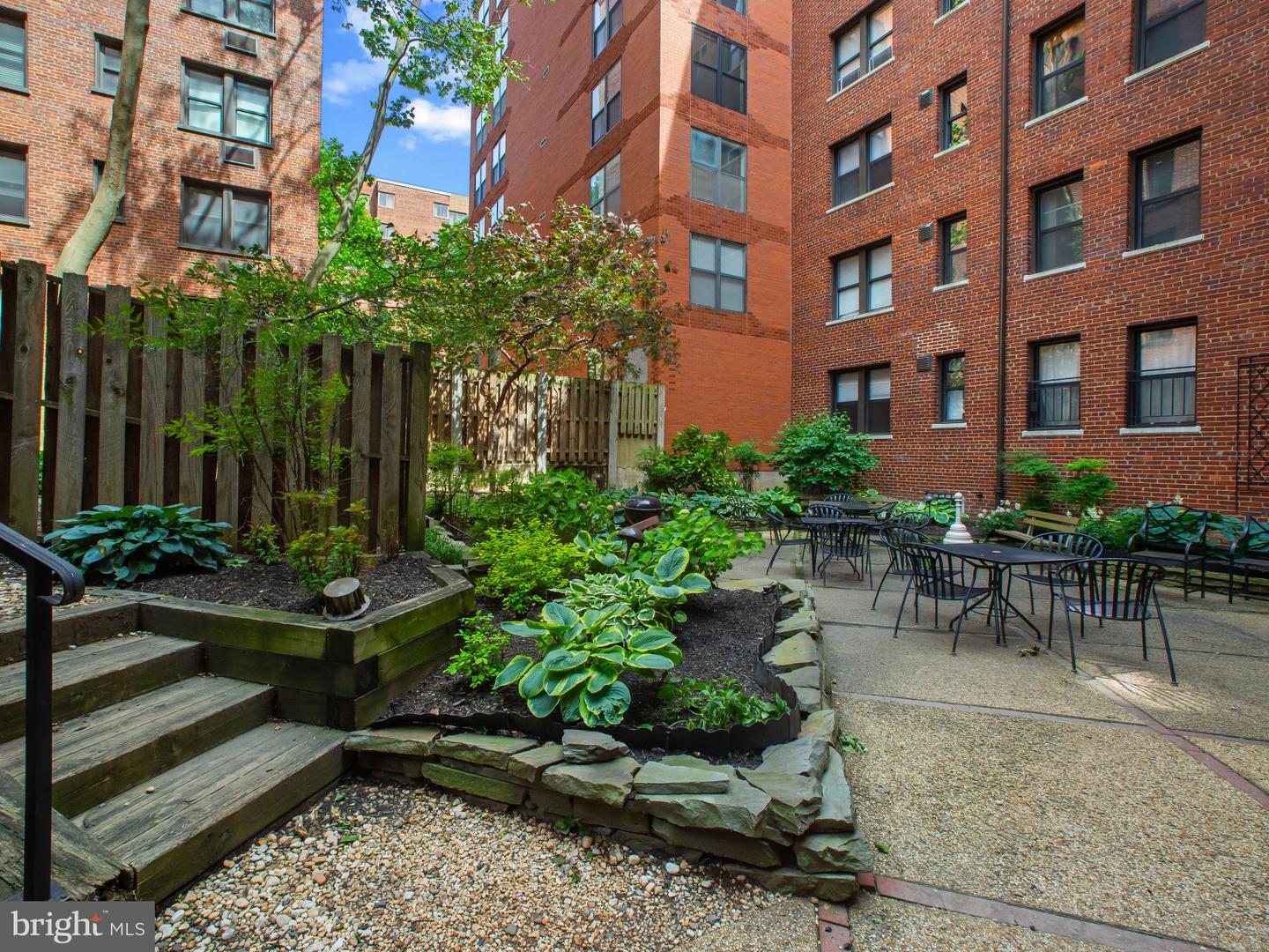 2515 K ST NW #807, WASHINGTON, District Of Columbia 20037, 1 Bedroom Bedrooms, ,1 BathroomBathrooms,Residential,For sale,2515 K ST NW #807,DCDC2201806 MLS # DCDC2201806