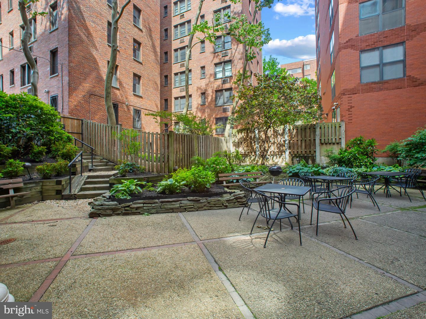 2515 K ST NW #807, WASHINGTON, District Of Columbia 20037, 1 Bedroom Bedrooms, ,1 BathroomBathrooms,Residential,For sale,2515 K ST NW #807,DCDC2201806 MLS # DCDC2201806