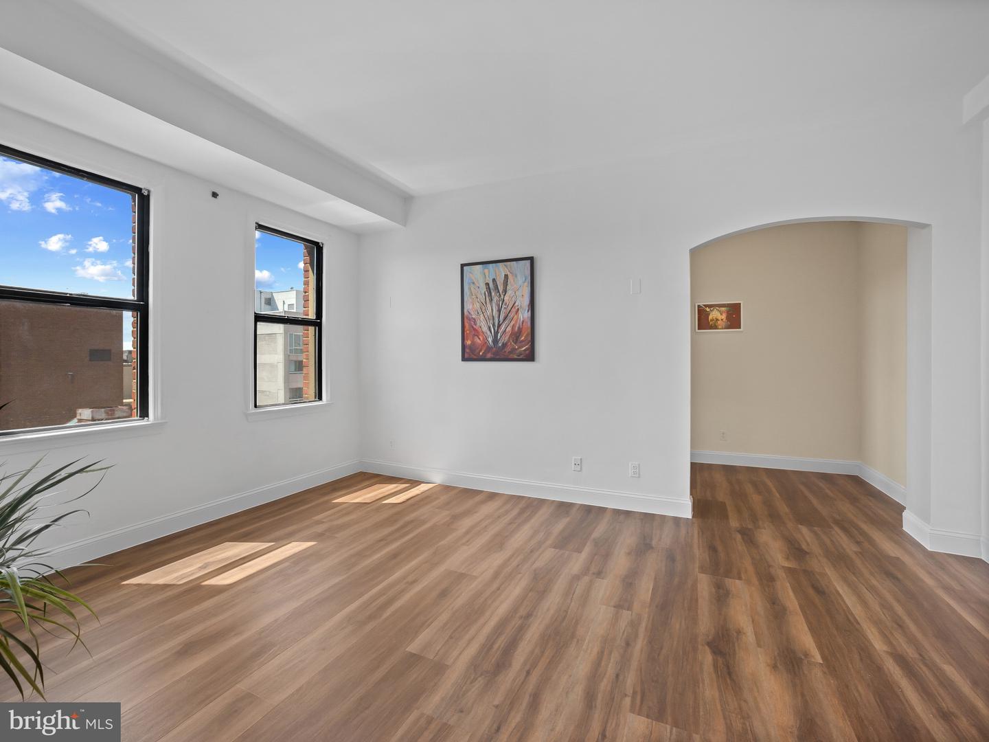 2515 K ST NW #807, WASHINGTON, District Of Columbia 20037, 1 Bedroom Bedrooms, ,1 BathroomBathrooms,Residential,For sale,2515 K ST NW #807,DCDC2201806 MLS # DCDC2201806