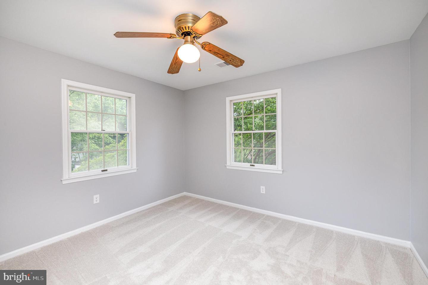 15407 SILVAN GLEN DR, DUMFRIES, Virginia 22025, 4 Bedrooms Bedrooms, ,3 BathroomsBathrooms,Residential,For sale,15407 SILVAN GLEN DR,VAPW2095246 MLS # VAPW2095246