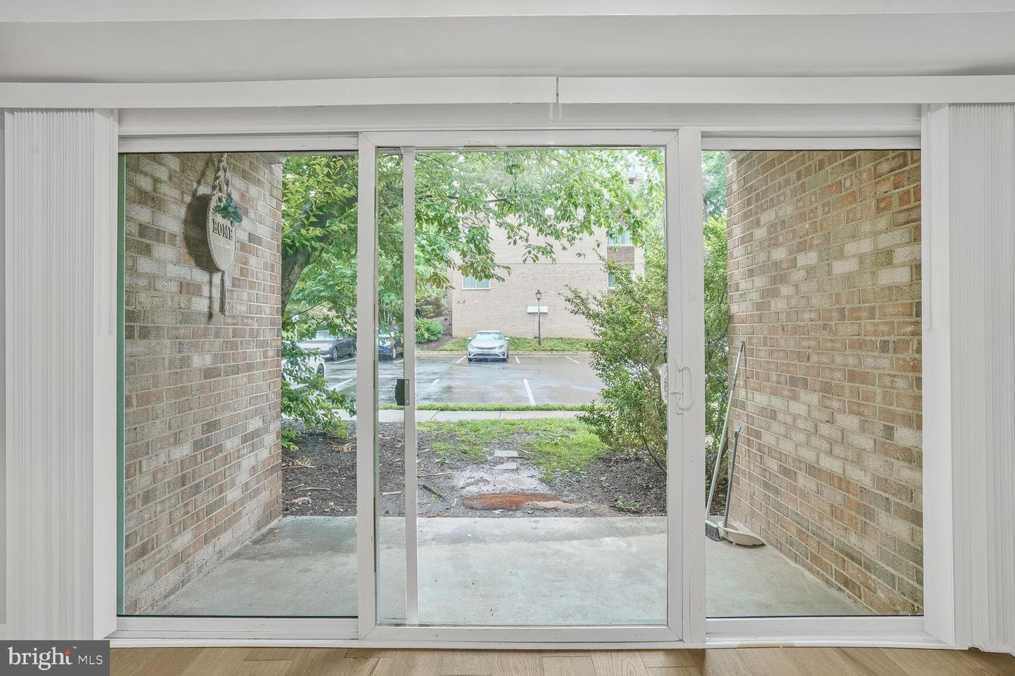 8001 CHANUTE PL #16/5, FALLS CHURCH, Virginia 22042, 3 Bedrooms Bedrooms, ,2 BathroomsBathrooms,Residential,For sale,8001 CHANUTE PL #16/5,VAFX2242386 MLS # VAFX2242386