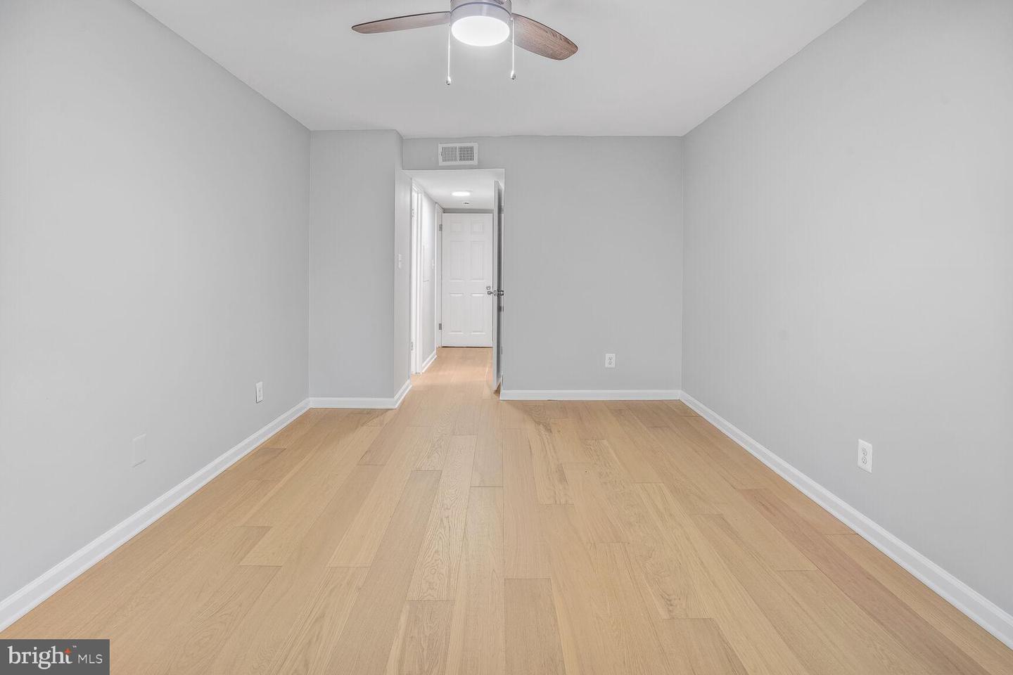 8001 CHANUTE PL #16/5, FALLS CHURCH, Virginia 22042, 3 Bedrooms Bedrooms, ,2 BathroomsBathrooms,Residential,For sale,8001 CHANUTE PL #16/5,VAFX2242386 MLS # VAFX2242386