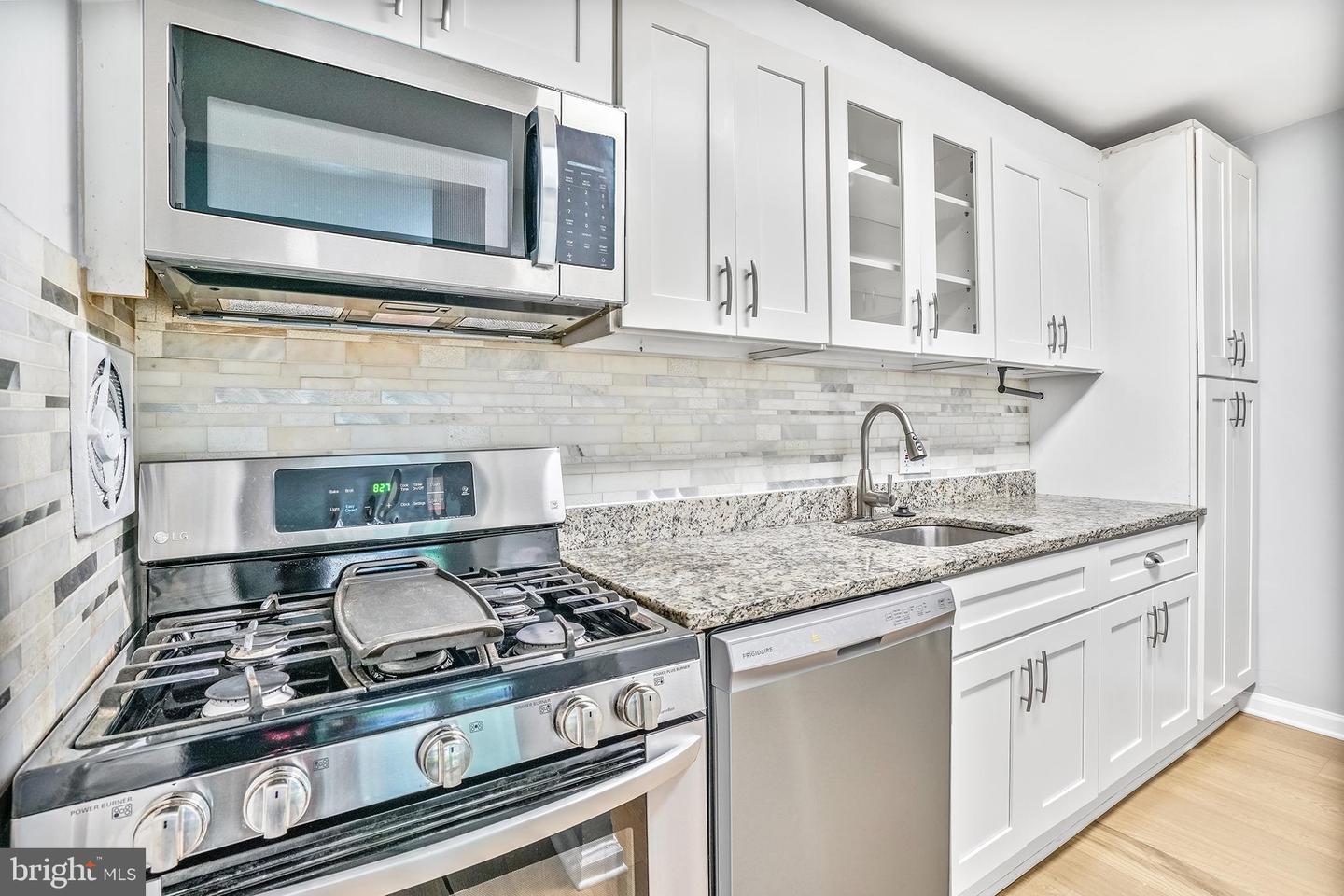 8001 CHANUTE PL #16/5, FALLS CHURCH, Virginia 22042, 3 Bedrooms Bedrooms, ,2 BathroomsBathrooms,Residential,For sale,8001 CHANUTE PL #16/5,VAFX2242386 MLS # VAFX2242386