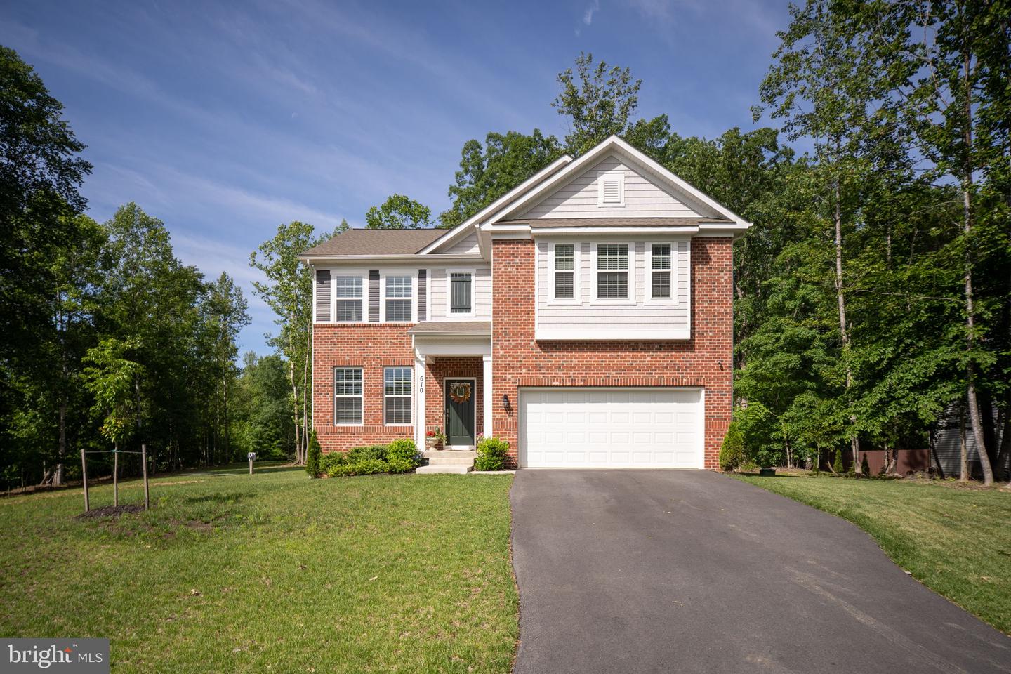 610 LONG MEADOW DR, FREDERICKSBURG, Virginia 22406, 4 Bedrooms Bedrooms, ,3 BathroomsBathrooms,Residential,For sale,610 LONG MEADOW DR,VAST2039090 MLS # VAST2039090