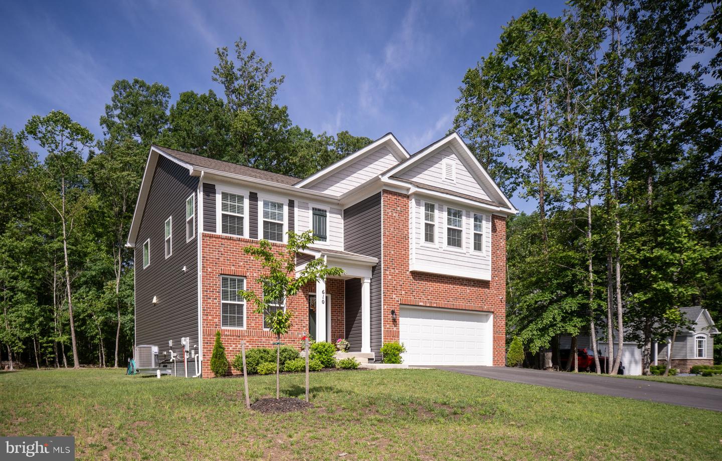 610 LONG MEADOW DR, FREDERICKSBURG, Virginia 22406, 4 Bedrooms Bedrooms, ,3 BathroomsBathrooms,Residential,For sale,610 LONG MEADOW DR,VAST2039090 MLS # VAST2039090