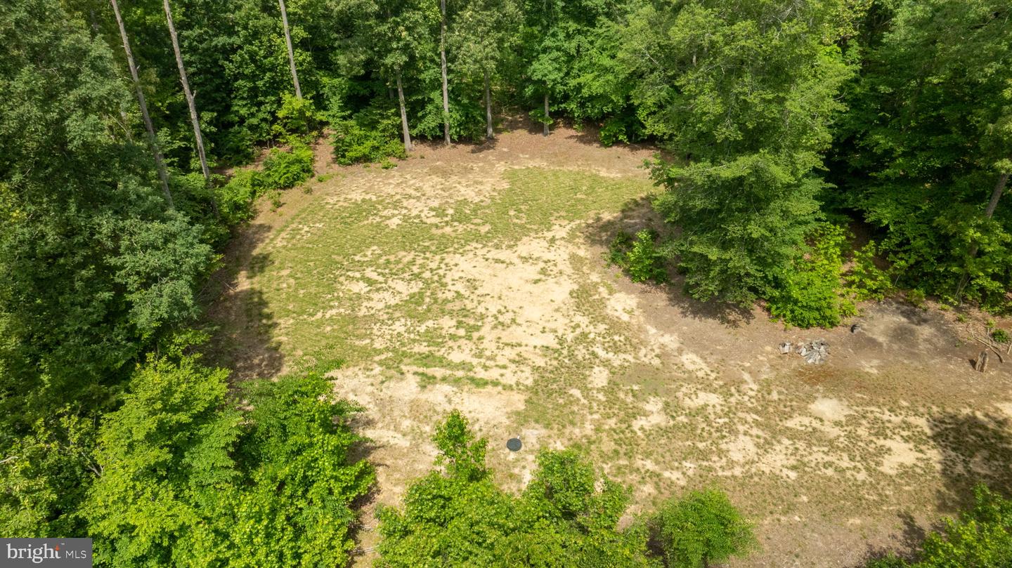 610 LONG MEADOW DR, FREDERICKSBURG, Virginia 22406, 4 Bedrooms Bedrooms, ,3 BathroomsBathrooms,Residential,For sale,610 LONG MEADOW DR,VAST2039090 MLS # VAST2039090