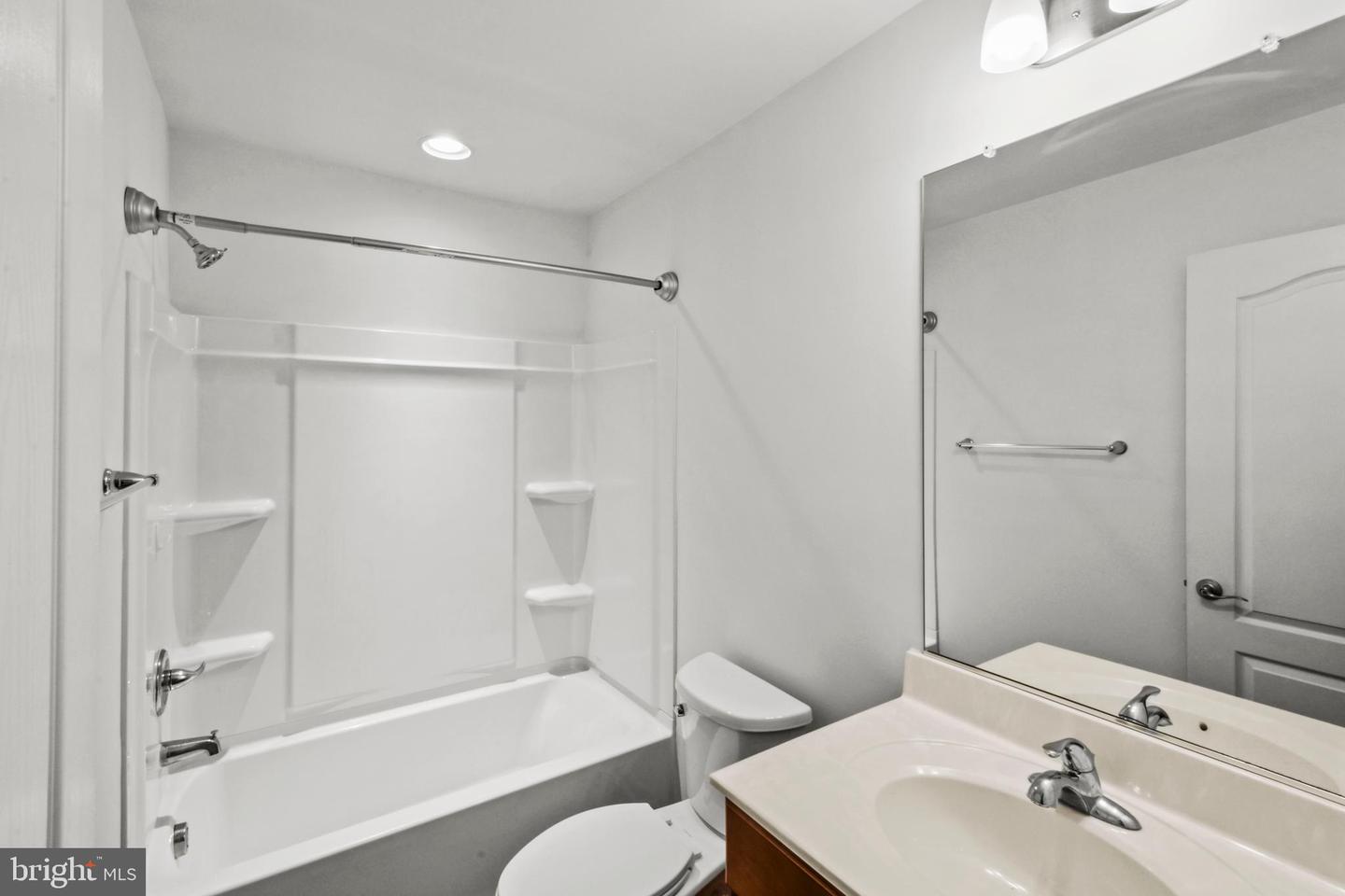 121 STRIBLING WAY, WINCHESTER, Virginia 22602, 3 Bedrooms Bedrooms, 8 Rooms Rooms,2 BathroomsBathrooms,Residential,For sale,121 STRIBLING WAY,VAFV2034344 MLS # VAFV2034344
