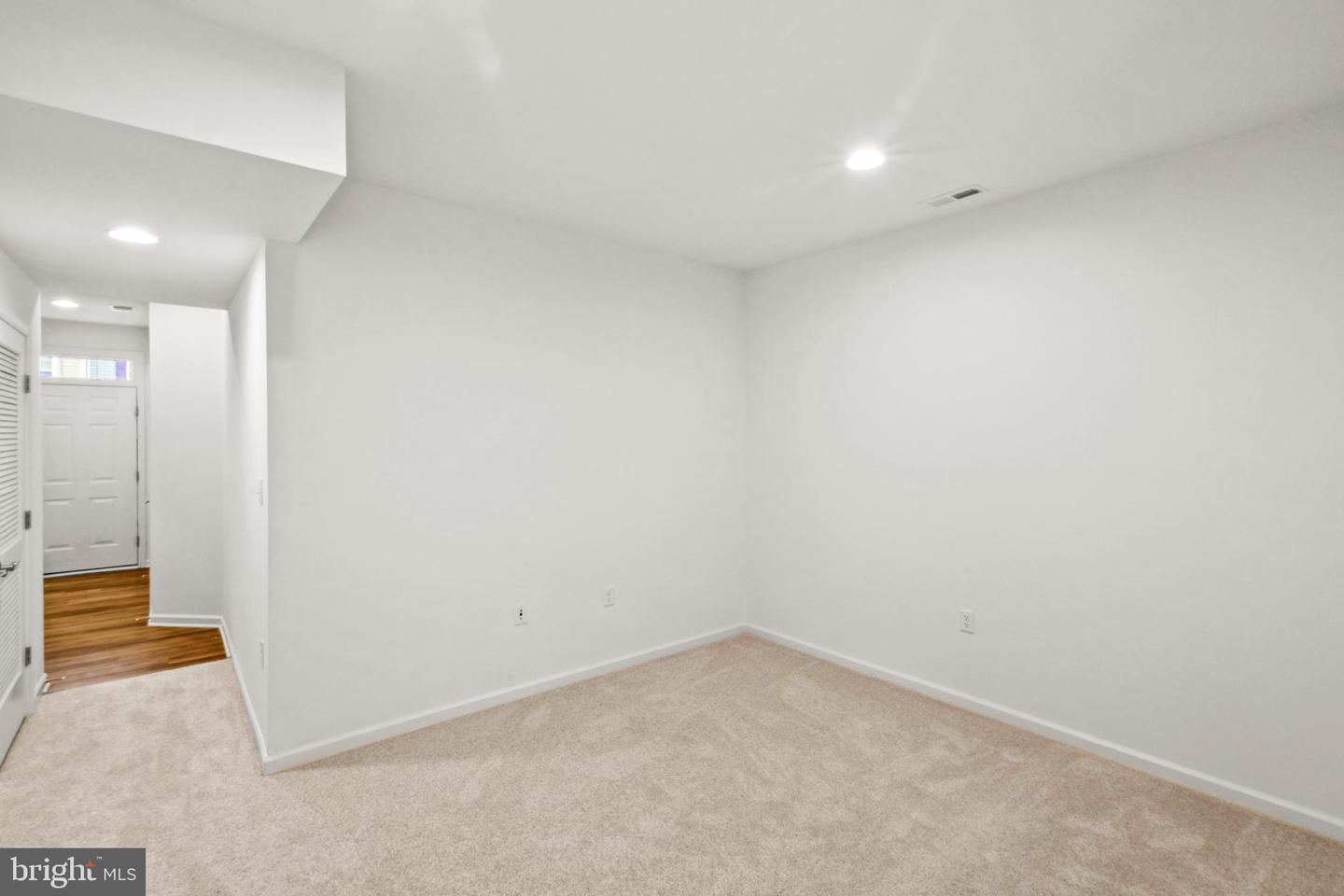 121 STRIBLING WAY, WINCHESTER, Virginia 22602, 3 Bedrooms Bedrooms, 8 Rooms Rooms,2 BathroomsBathrooms,Residential,For sale,121 STRIBLING WAY,VAFV2034344 MLS # VAFV2034344