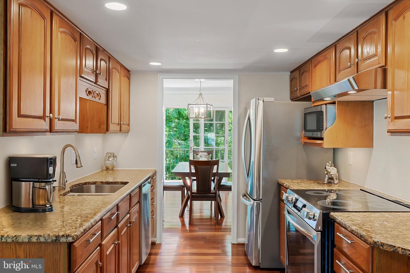 2150 GREENKEEPERS CT, RESTON, Virginia 20191, 3 Bedrooms Bedrooms, ,3 BathroomsBathrooms,Residential,For sale,2150 GREENKEEPERS CT,VAFX2242462 MLS # VAFX2242462