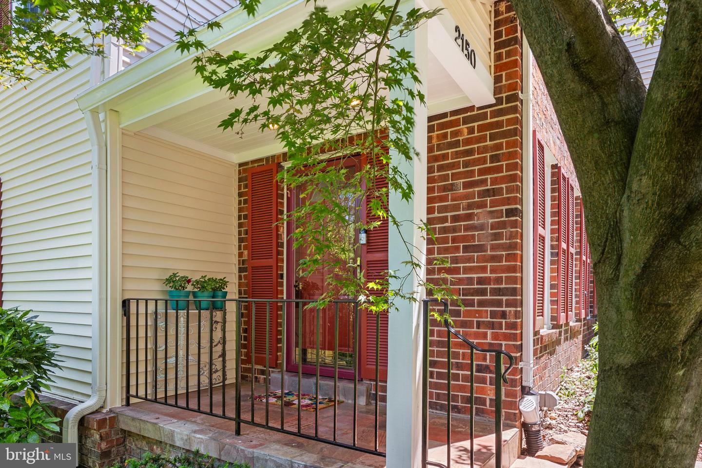 2150 GREENKEEPERS CT, RESTON, Virginia 20191, 3 Bedrooms Bedrooms, ,3 BathroomsBathrooms,Residential,For sale,2150 GREENKEEPERS CT,VAFX2242462 MLS # VAFX2242462