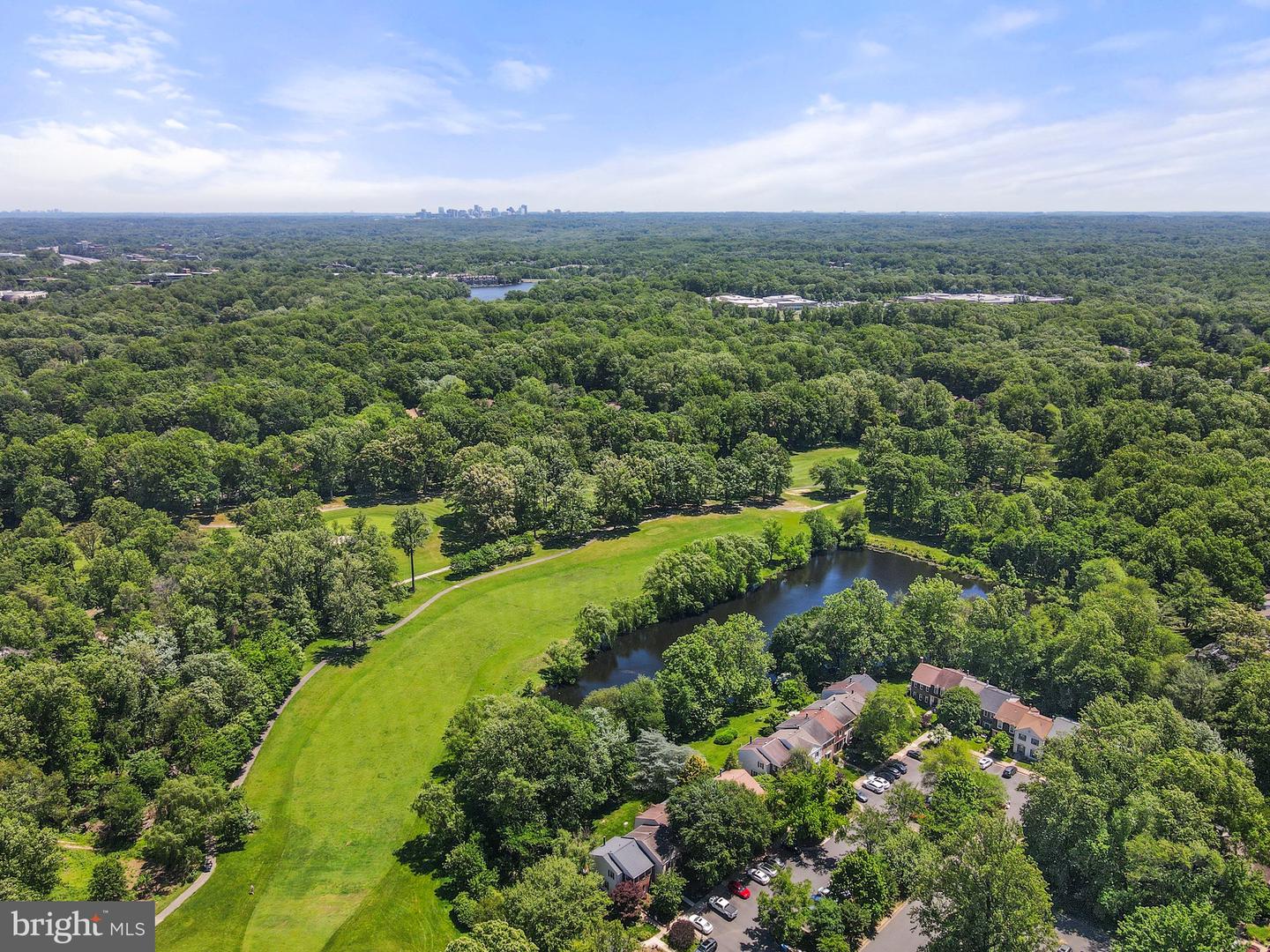 2150 GREENKEEPERS CT, RESTON, Virginia 20191, 3 Bedrooms Bedrooms, ,3 BathroomsBathrooms,Residential,For sale,2150 GREENKEEPERS CT,VAFX2242462 MLS # VAFX2242462