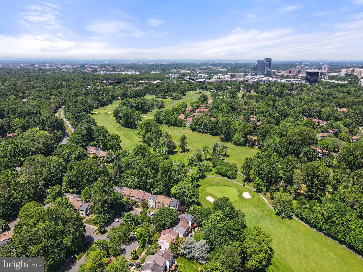 2150 GREENKEEPERS CT, RESTON, Virginia 20191, 3 Bedrooms Bedrooms, ,3 BathroomsBathrooms,Residential,For sale,2150 GREENKEEPERS CT,VAFX2242462 MLS # VAFX2242462