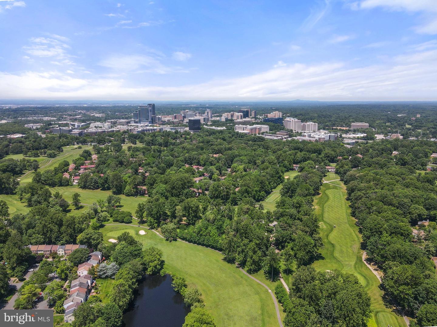 2150 GREENKEEPERS CT, RESTON, Virginia 20191, 3 Bedrooms Bedrooms, ,3 BathroomsBathrooms,Residential,For sale,2150 GREENKEEPERS CT,VAFX2242462 MLS # VAFX2242462