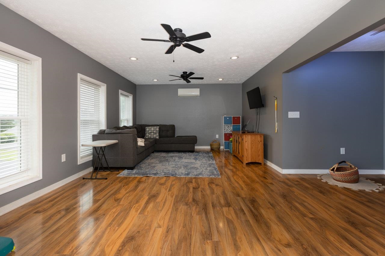 96 HARROGATE DR, FISHERSVILLE, Virginia 22939, 3 Bedrooms Bedrooms, ,2 BathroomsBathrooms,Residential,96 HARROGATE DR,664926 MLS # 664926